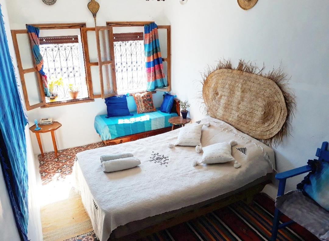 Lapiz Lazuli Hotel เชฟชาอูน ภายนอก รูปภาพ